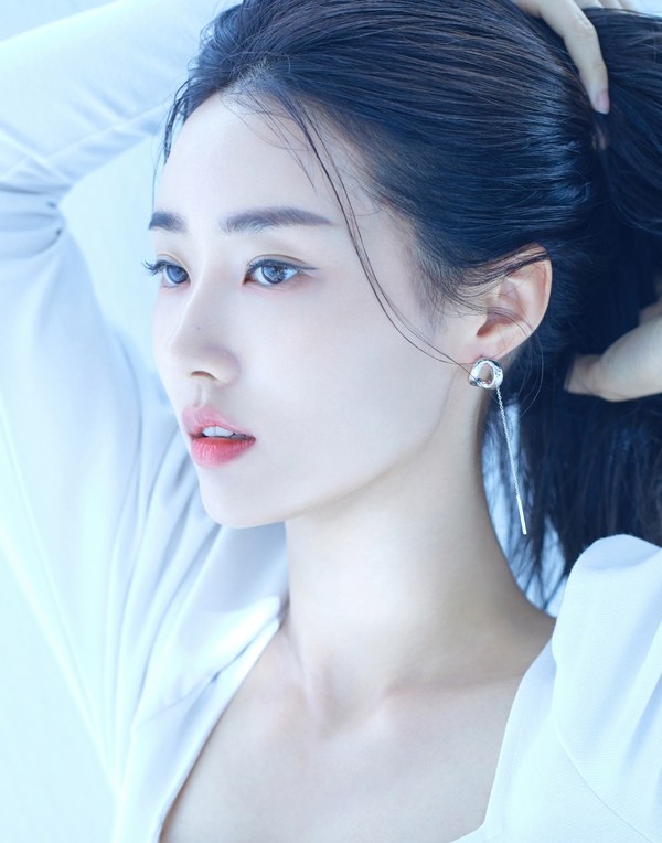 황미나